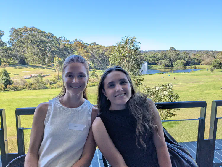 Emma and Elena Ubar.jpg